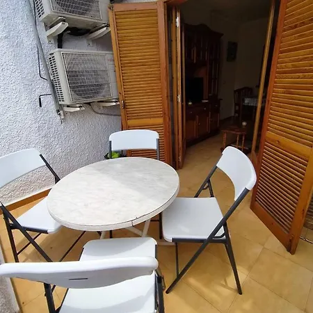 Comodo A 300 Metros De La Playa